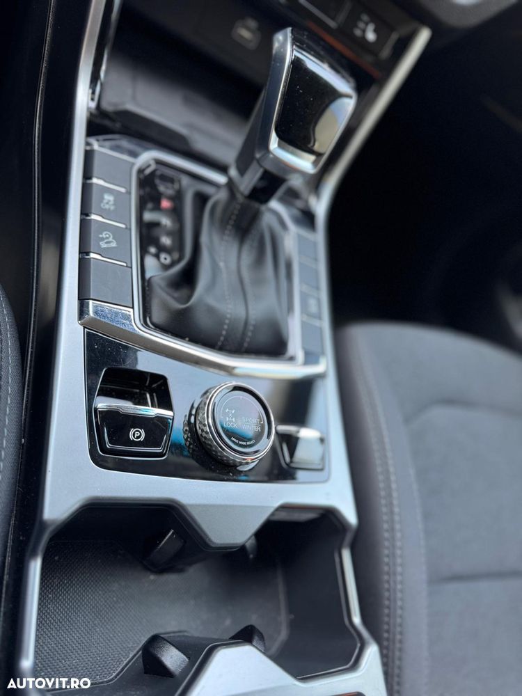 SsangYong Korando 1.5 GDI Turbo AT Premium - 10