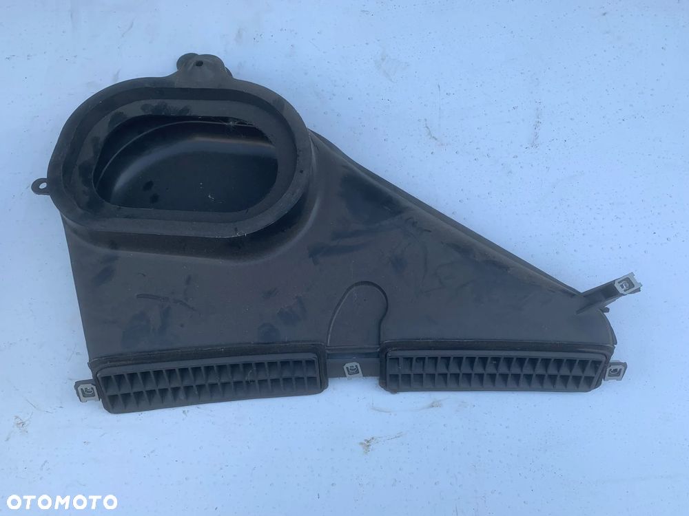 Iveco Daily 2014- WLOT POWIETRZA NA MASKE 5801562737 - 1