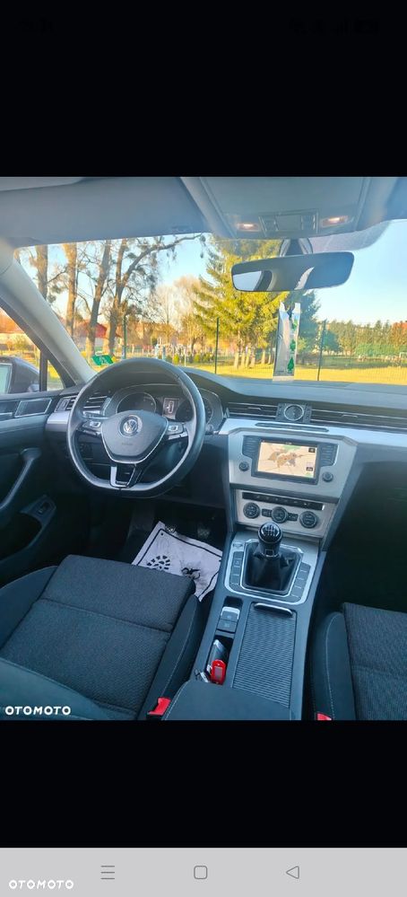 Volkswagen Passat 2.0 TDI (BlueMotion Technology) Comfortline - 9