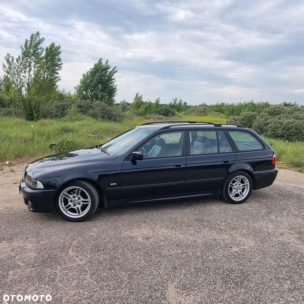 BMW Seria 5 525d - 1