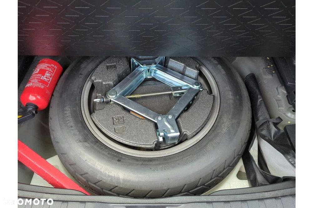 Toyota RAV4 - 16