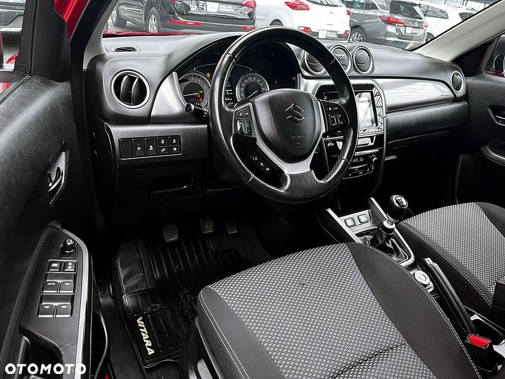 Suzuki Vitara - 17
