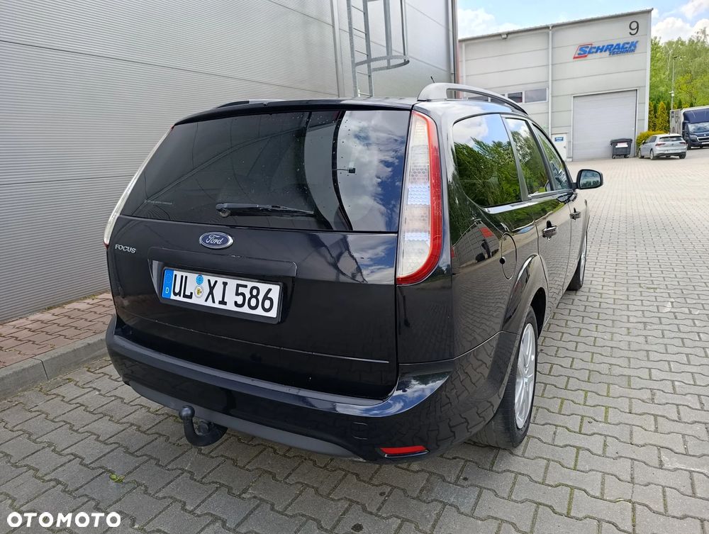 Ford Focus 1.6 16V Style+ - 15