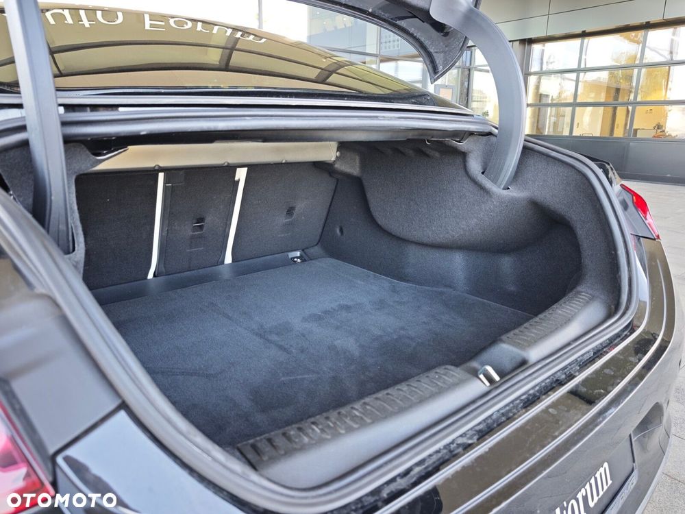 Mercedes-Benz CLA - 33