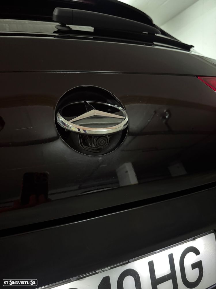 Mercedes-Benz CLA 250 - 18