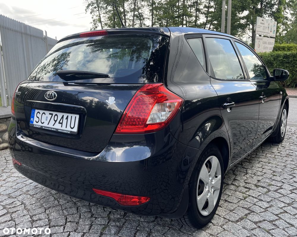 Kia Ceed - 3
