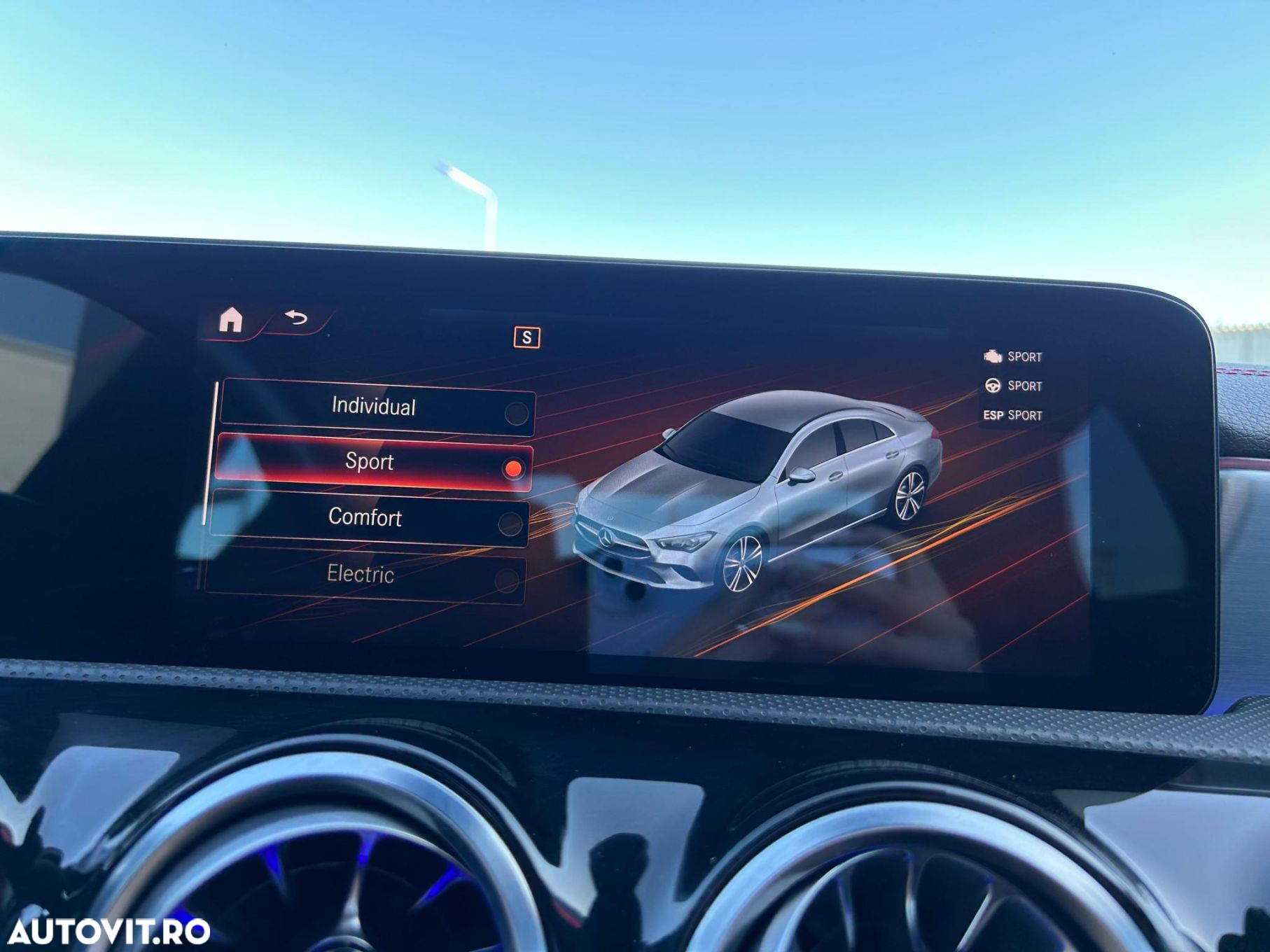 Mercedes-Benz CLA 250 e 8G-DCT AMG Line Advanced Plus - 23