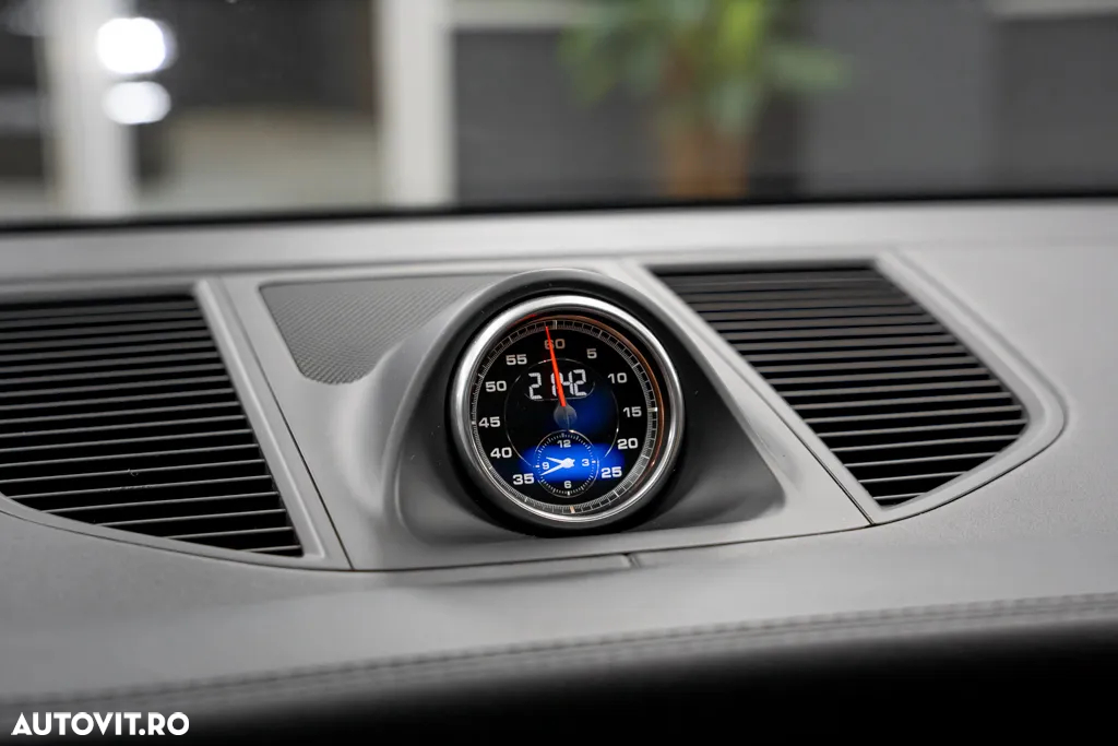 Porsche Macan S - 10