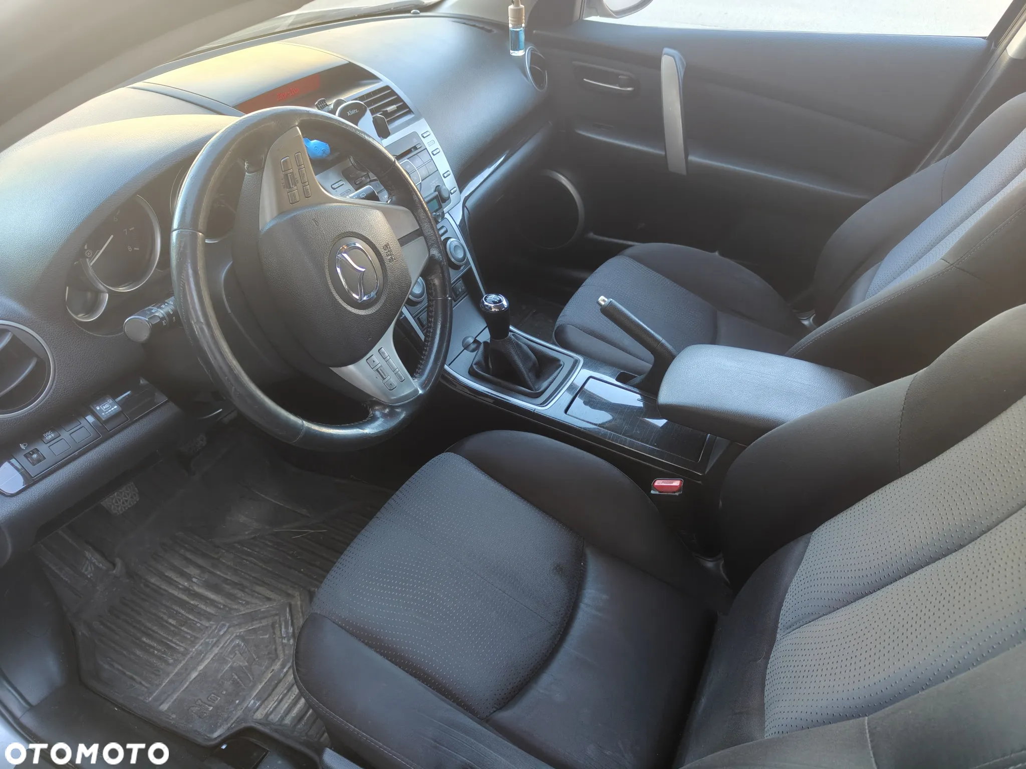 Mazda 6 - 8