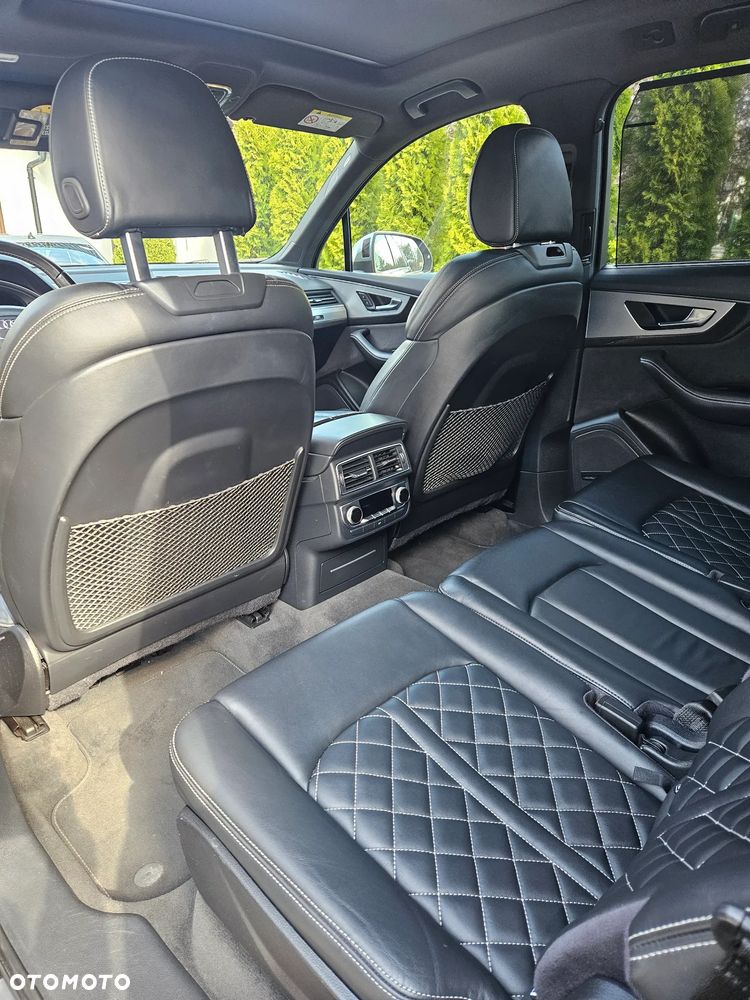 Audi SQ7 - 12