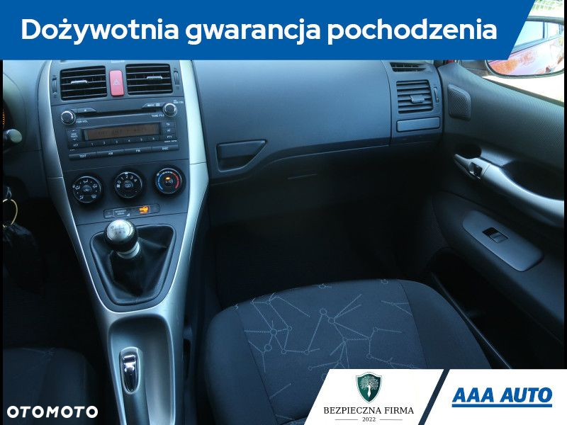 Toyota Auris - 9