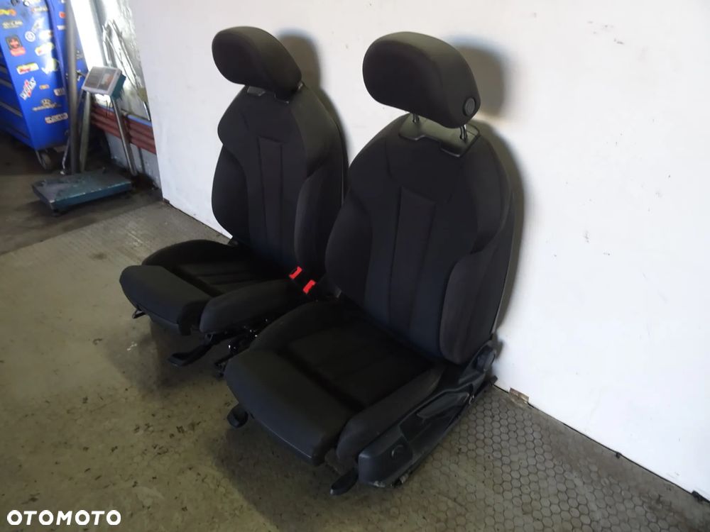 fotele przod pasazer kierowca   sport Audi A4 B9 8W  czesci - 2