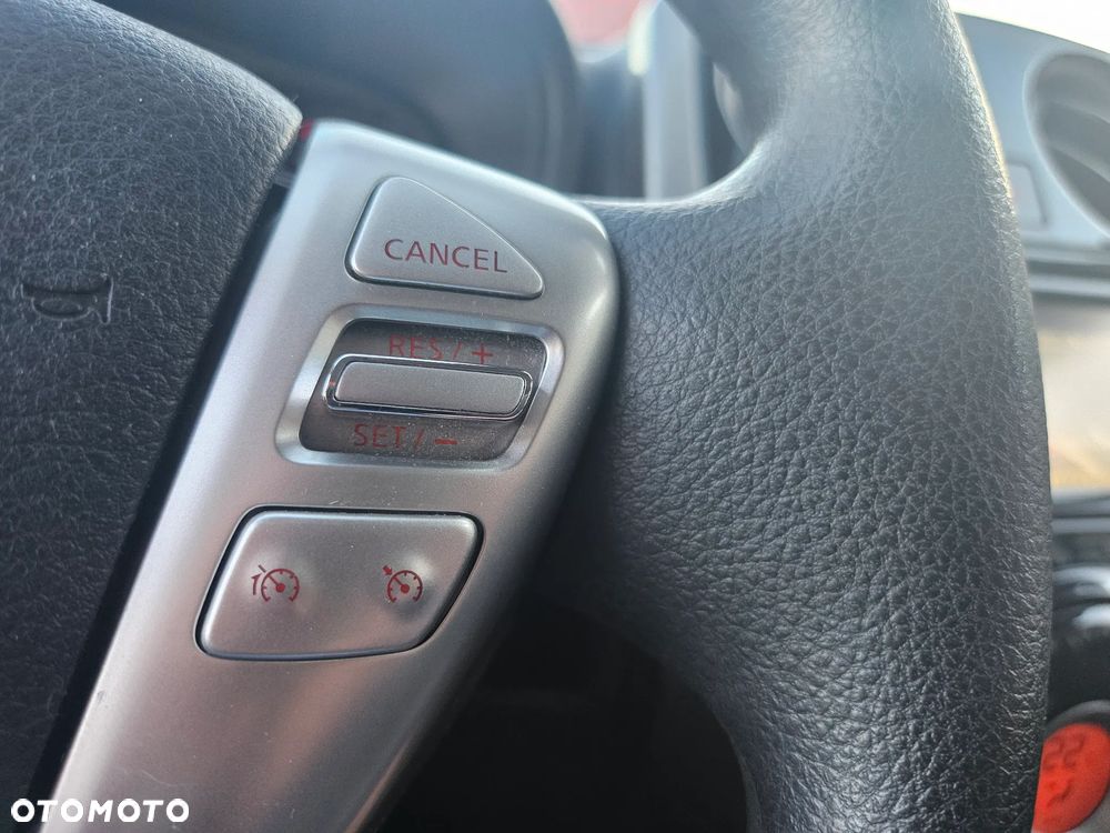 Nissan Note 1.2 Tekna - 33