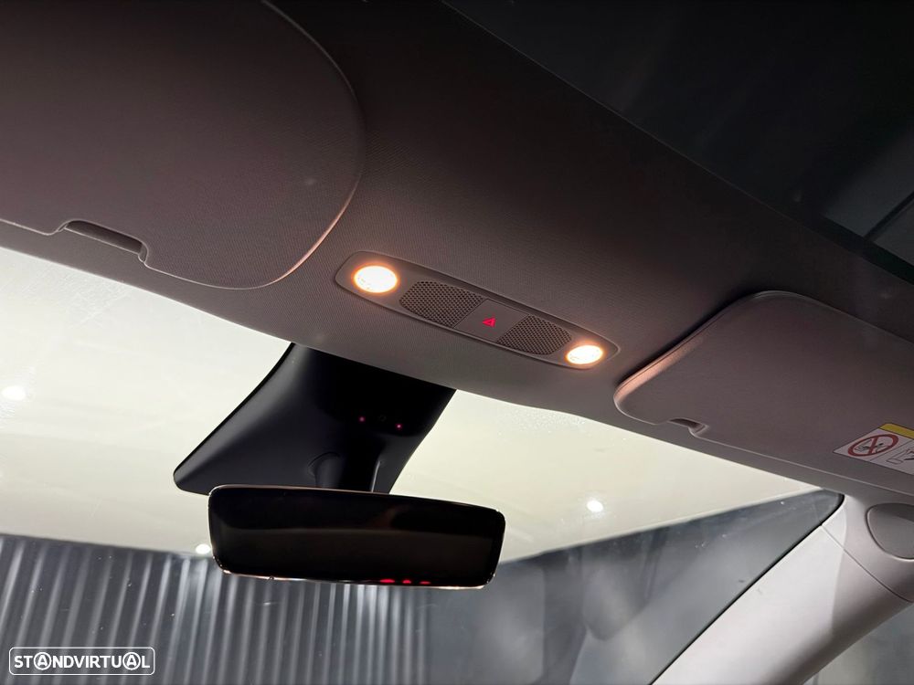 Tesla Model Y Standard - 26