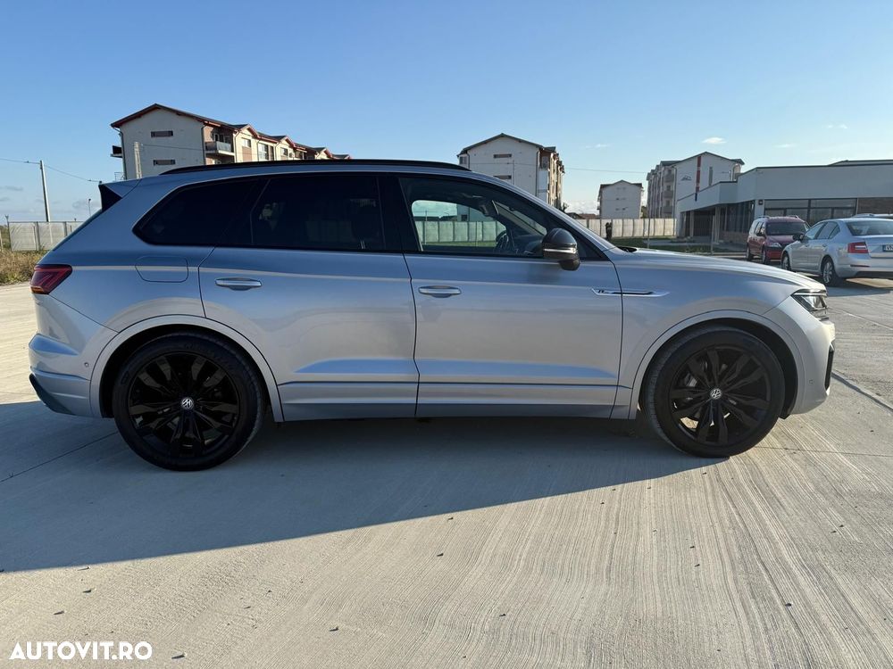 Volkswagen Touareg 3.0 V6 TDI SCR 4Motion Automatik R-Line - 2