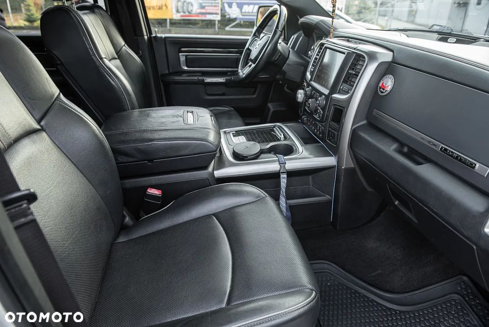 RAM 1500 Crew Cab Shortbed Limited - 28