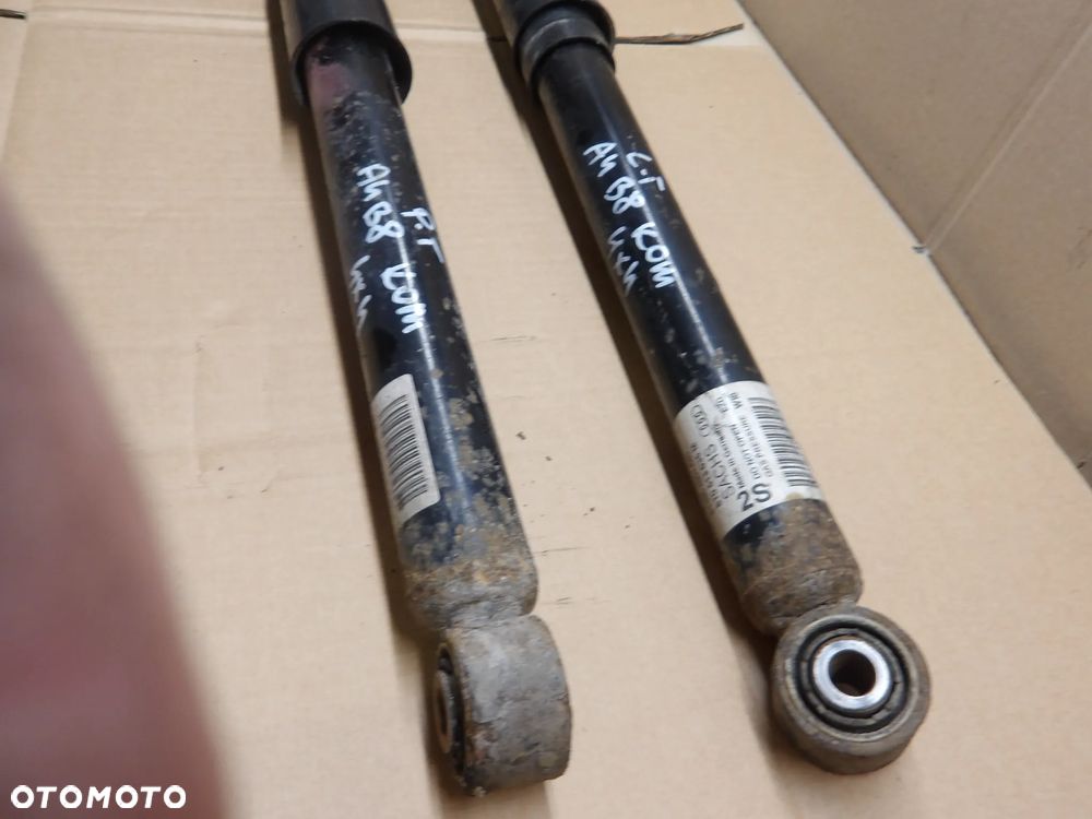 AUDI A4 B8 KOMBI 08-12 3.0TDI AMORTYZATOR PRAWY LEW TYŁ TYLNY 8T0513035M - 3