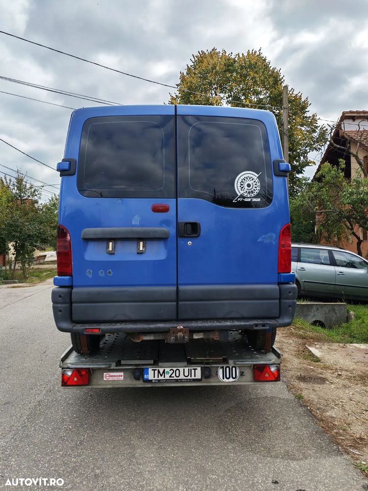 Dezmembrez Opel Movano - 4