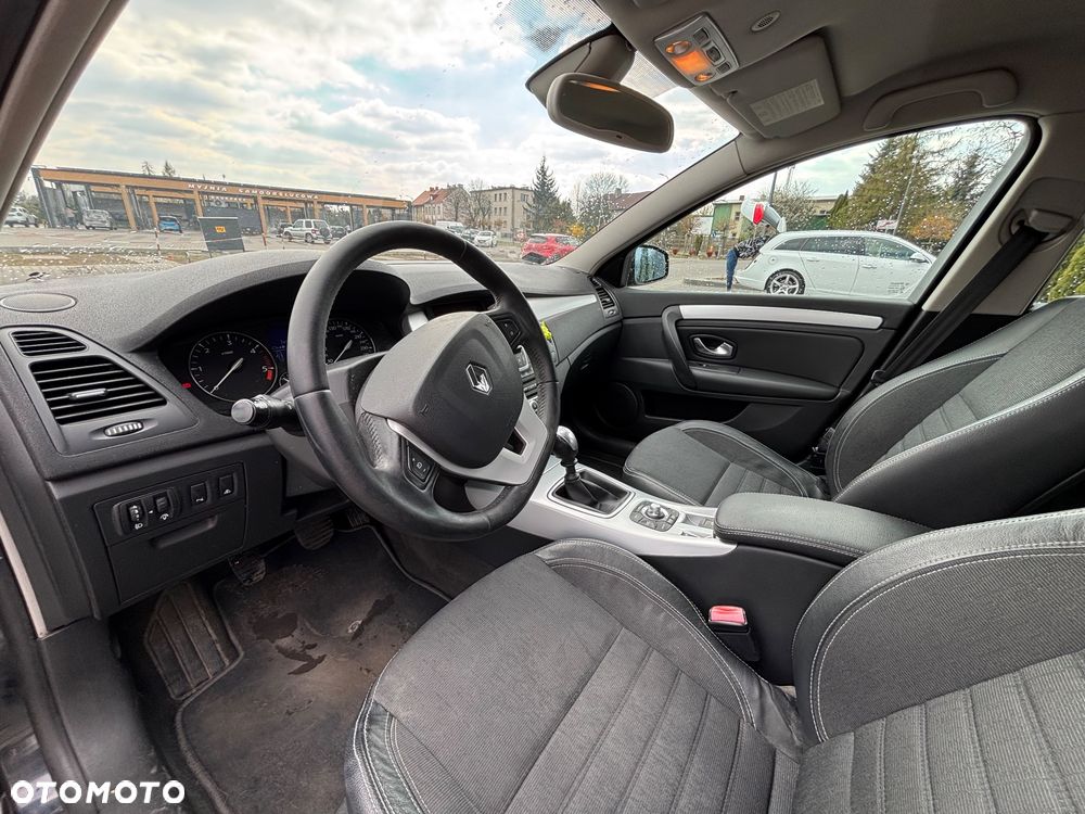 Renault Laguna 2.0 DCi FAP Dynamique - 13