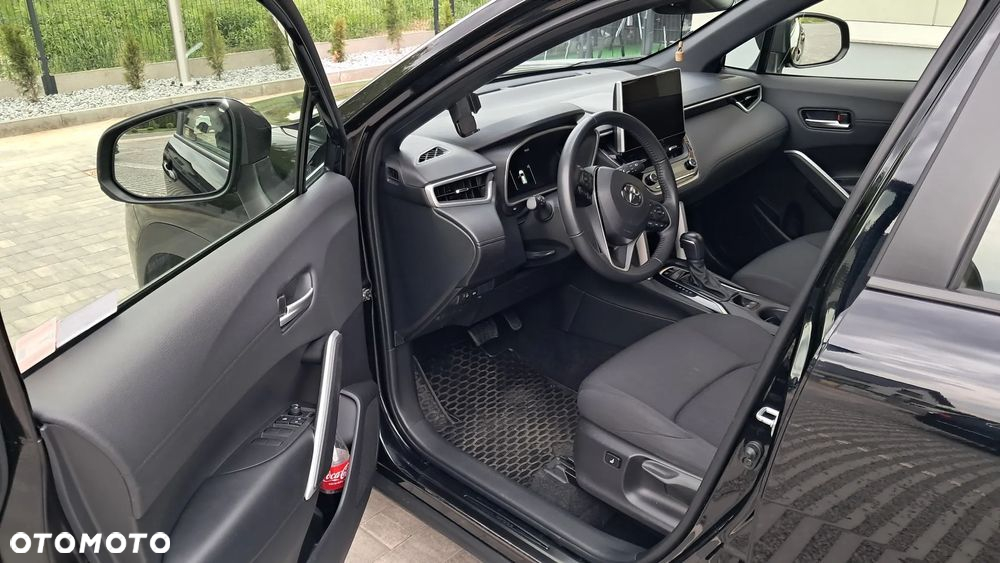 Toyota Corolla Cross - 8