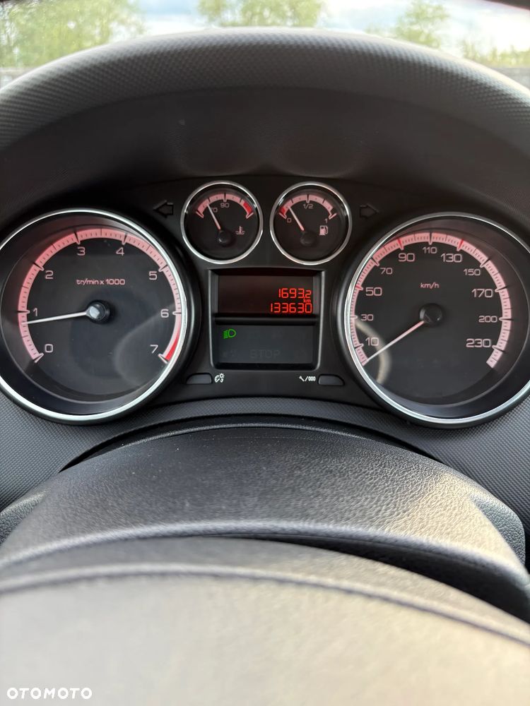 Peugeot 308 1.6 Millesim 200 - 8