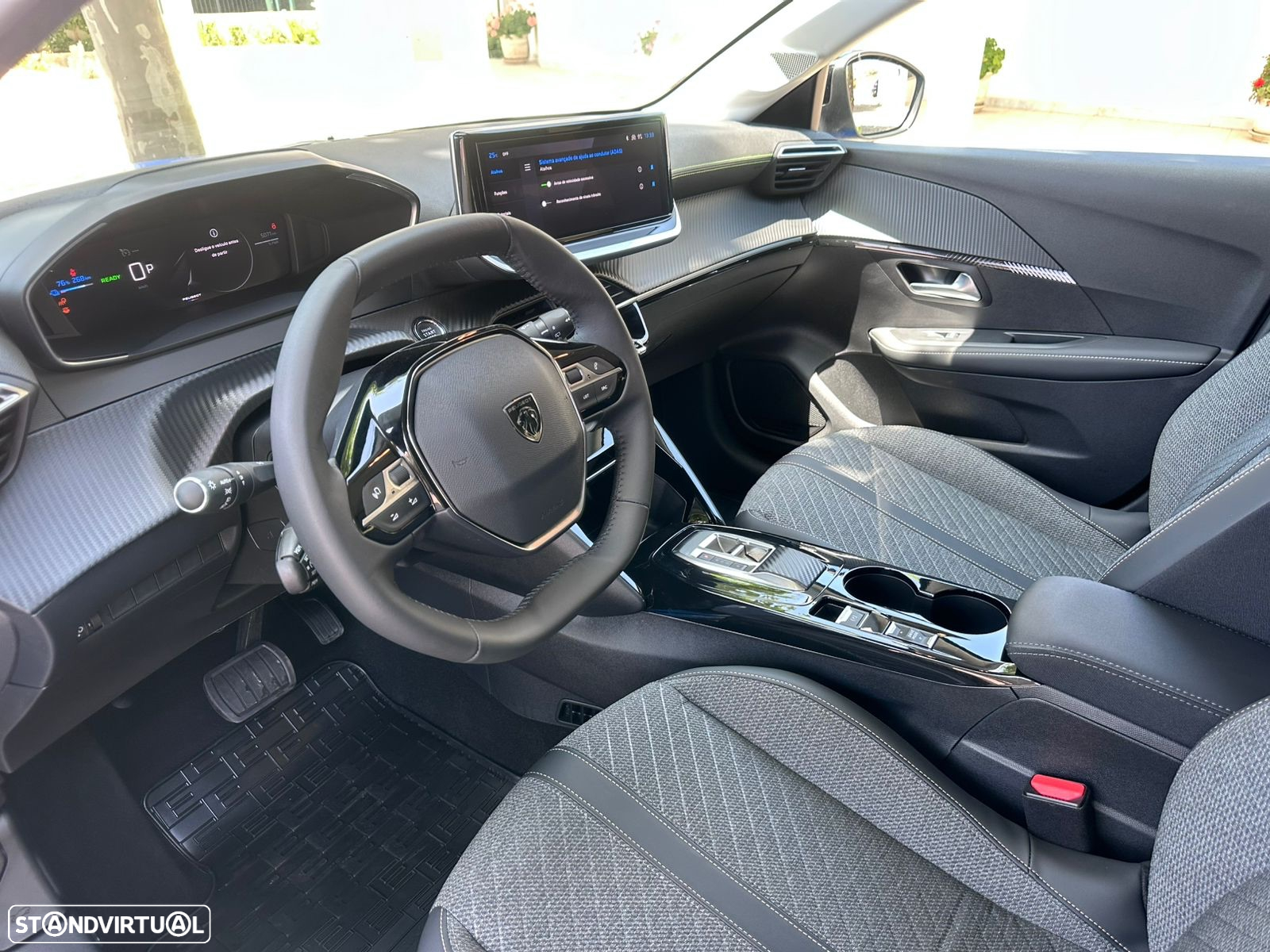Peugeot e-208 50 kWh Allure - 14