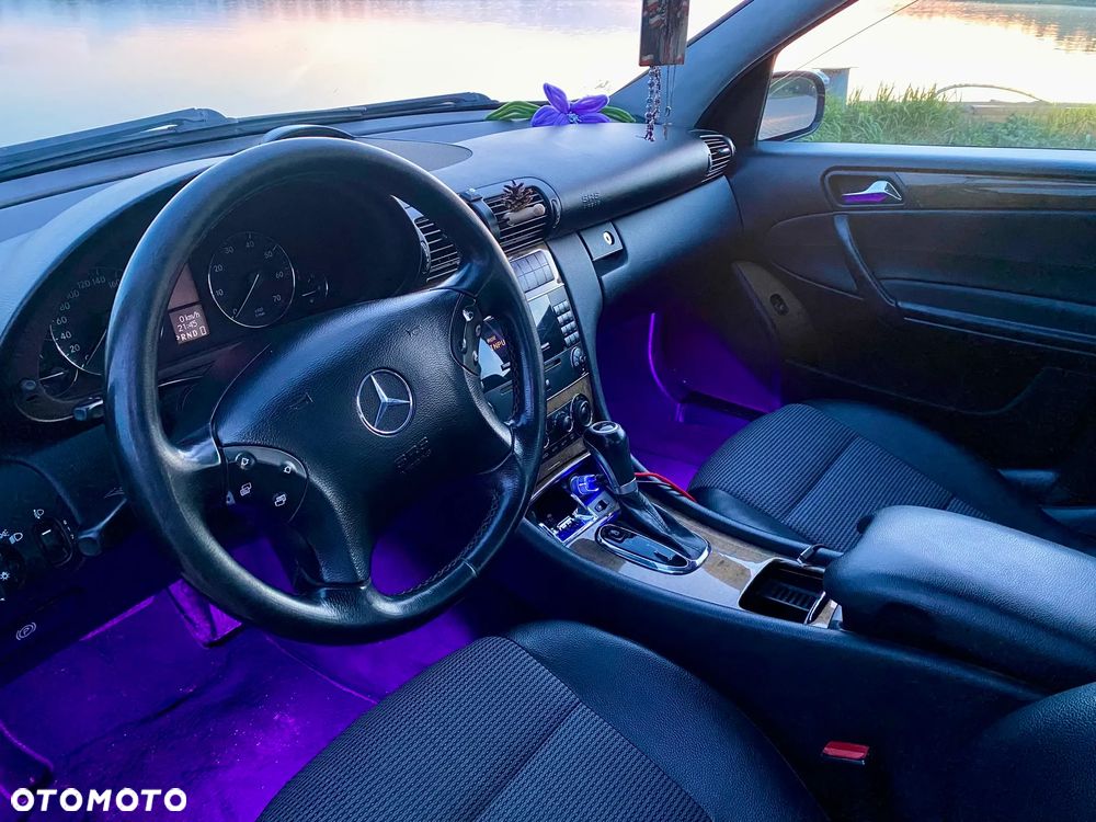Mercedes-Benz Klasa C 180 Kompressor Automatik Avantgarde - 19