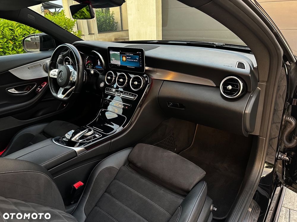 Mercedes-Benz Klasa C 200 9G-TRONIC - 24