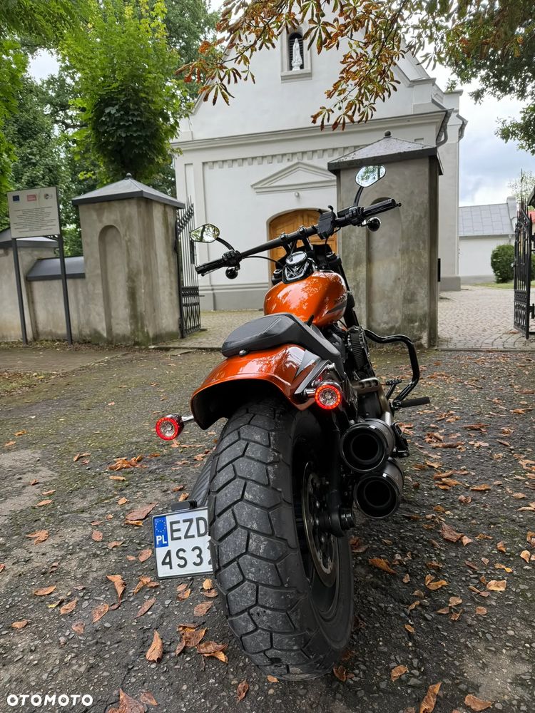 Harley-Davidson Softail Fat Bob - 8
