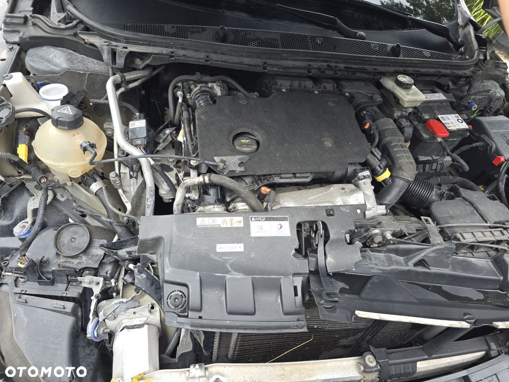Peugeot 308 1.5 BlueHDi Allure S&S EAT8 - 10