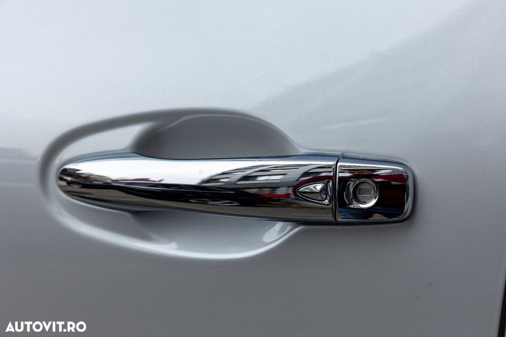 Renault Koleos ENERGY dCi 175 X-tronic 4WD INTENS - 29