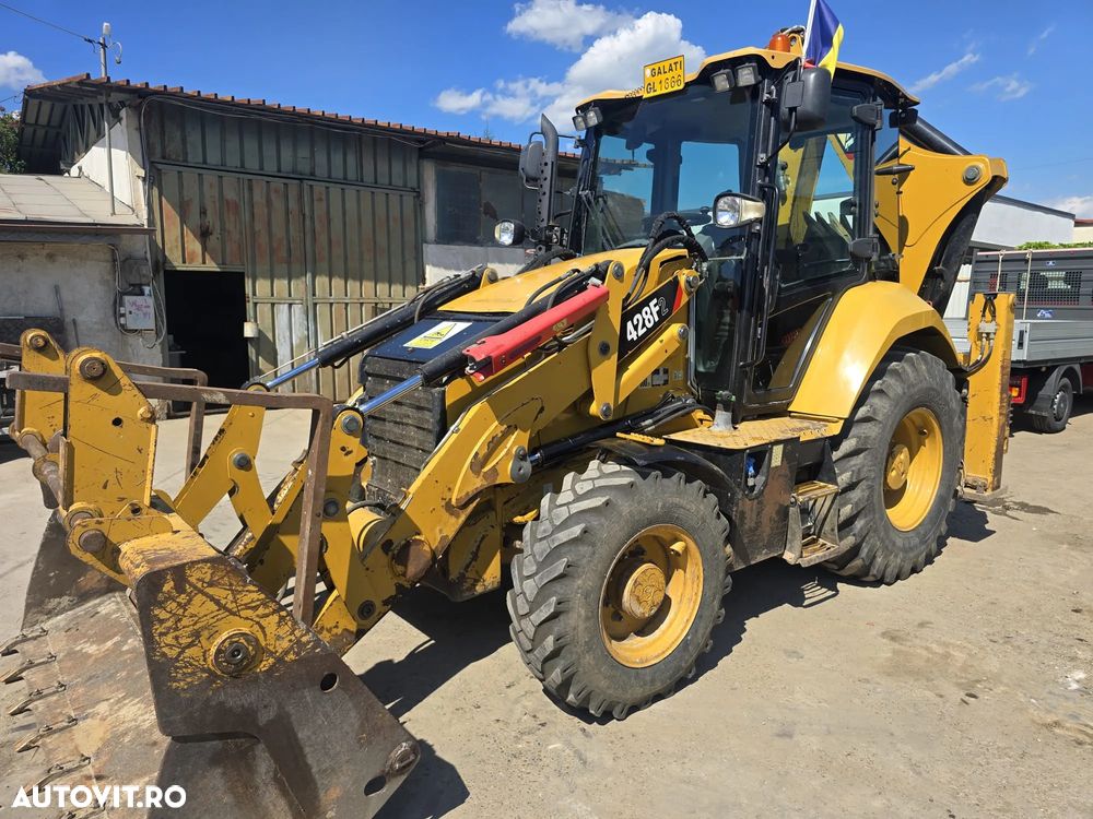 Caterpillar 428F2 - 1