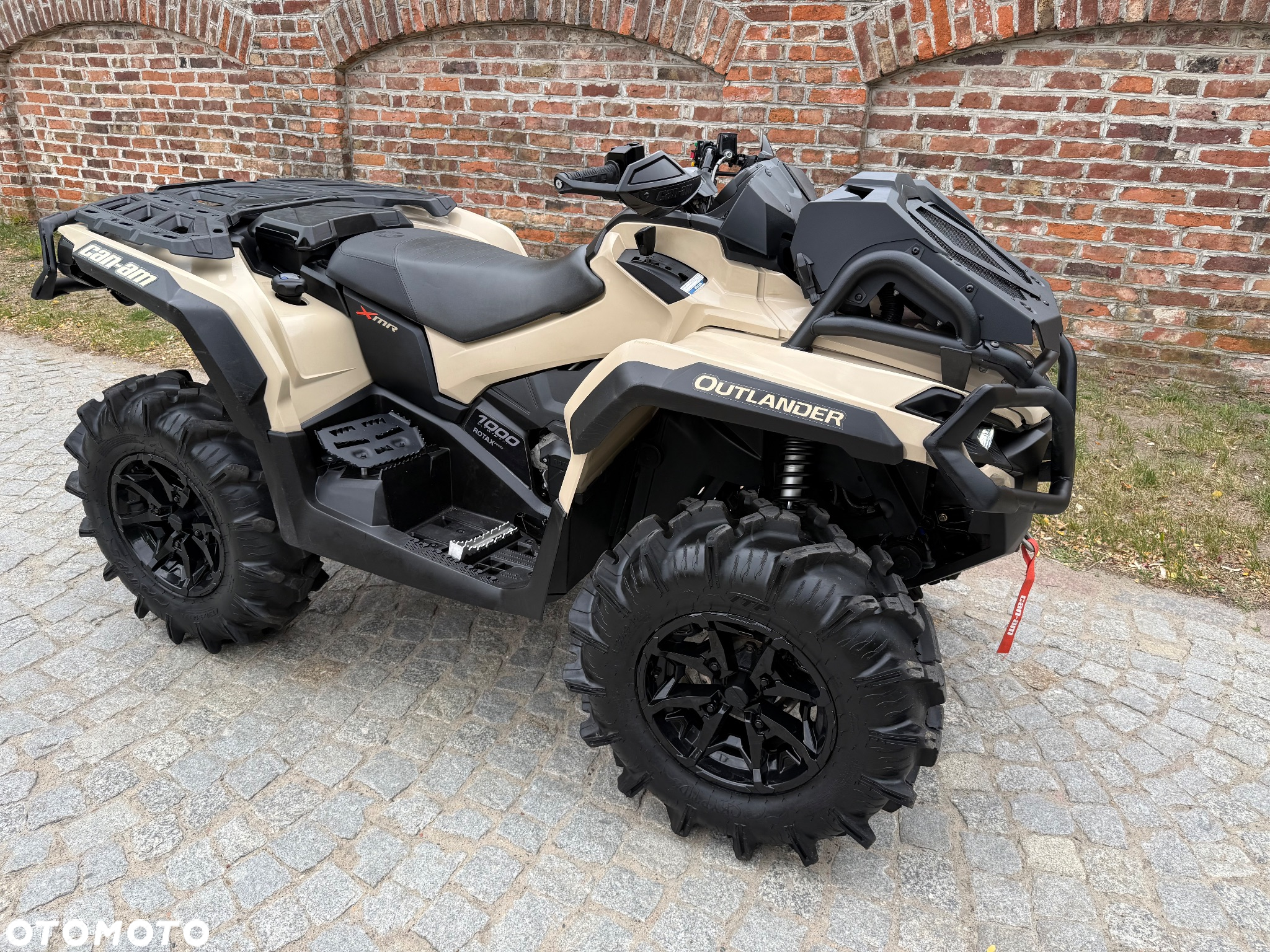 Can-Am Outlander Max