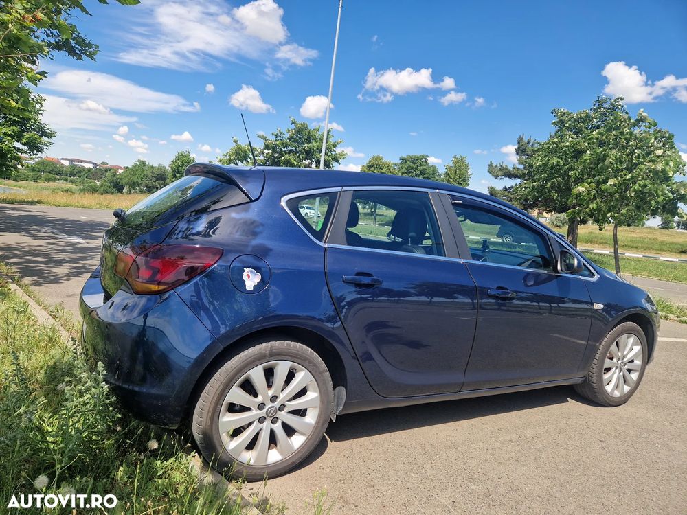 Opel Astra - 4