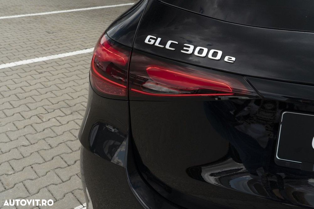 Mercedes-Benz GLC - 25