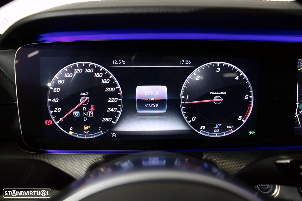 Mercedes-Benz E 220 d AMG Line - 10