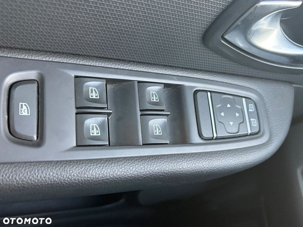 Renault Clio 0.9 TCe Alize - 24