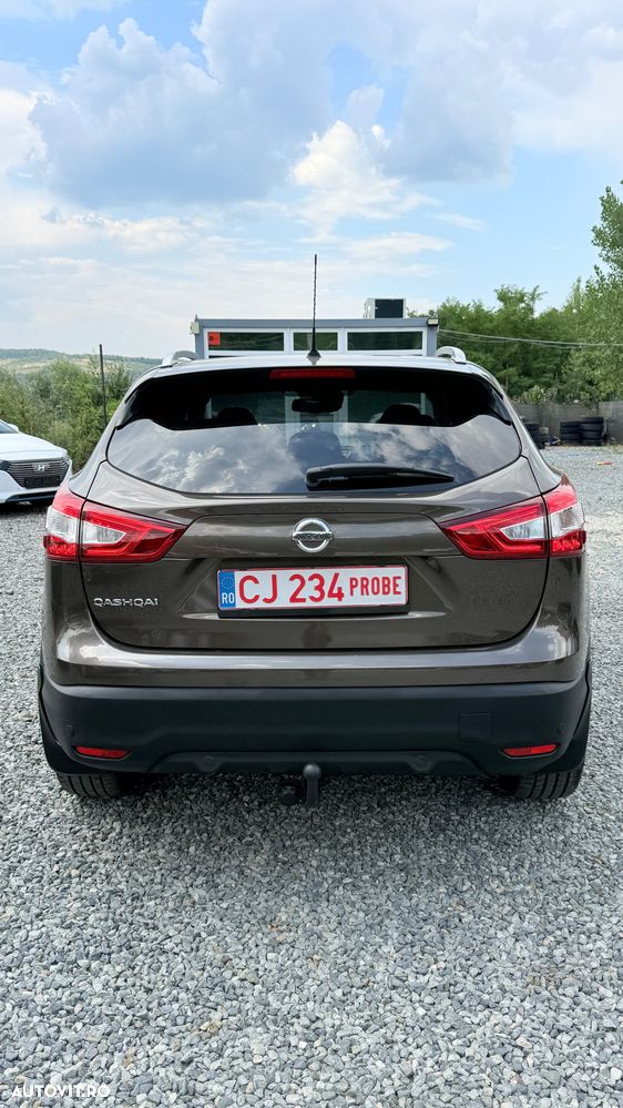 Nissan Qashqai 1.6 DIG-T TEKNA - 18