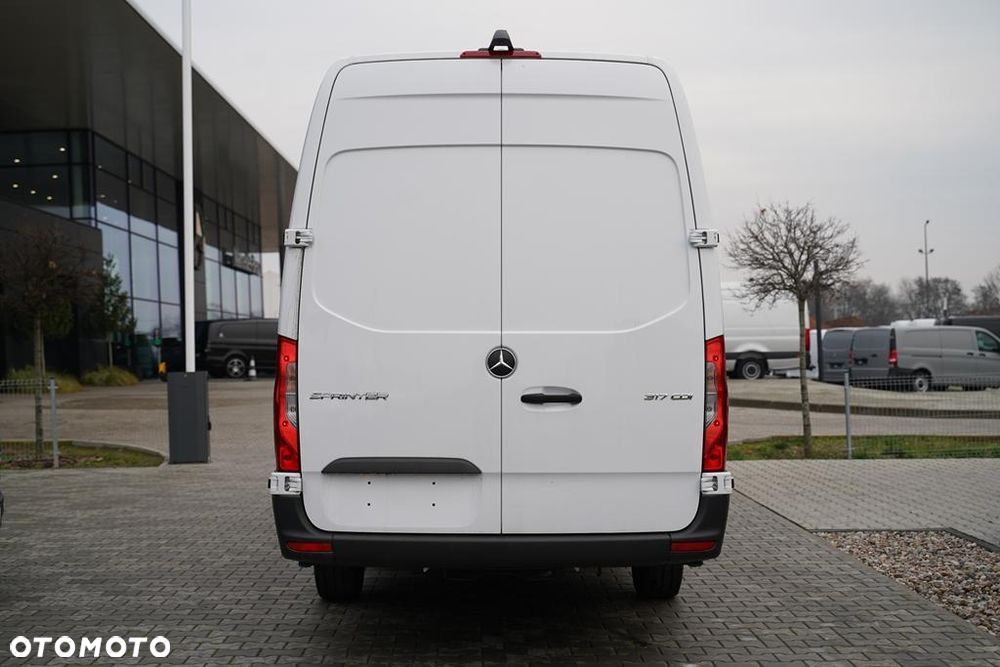 Mercedes-Benz Sprinter 317 CDI Extra Long PRO - 5