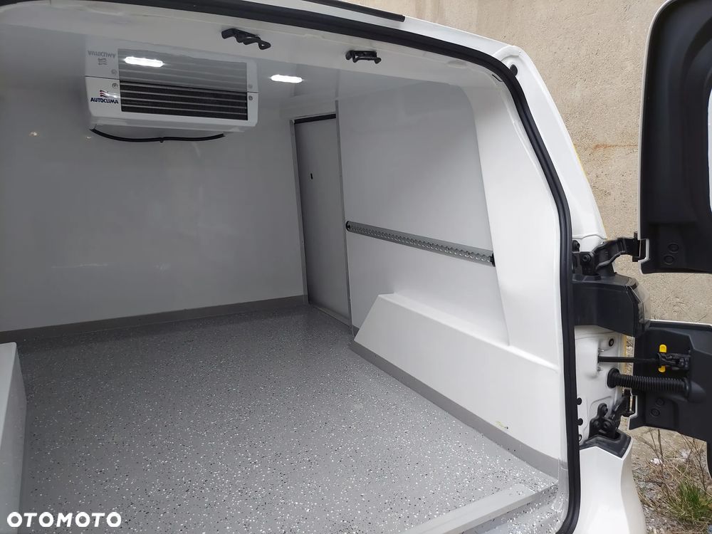 Volkswagen ID-BUZZ - 4