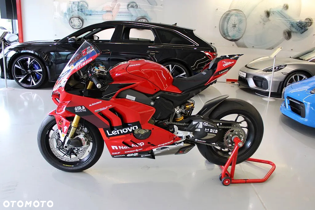 Ducati Panigale V4 - 5