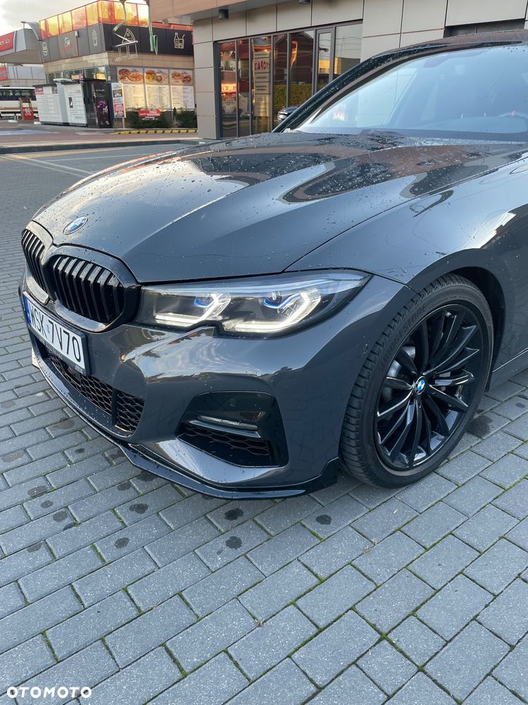 BMW Seria 3 330d xDrive M Sport sport - 2