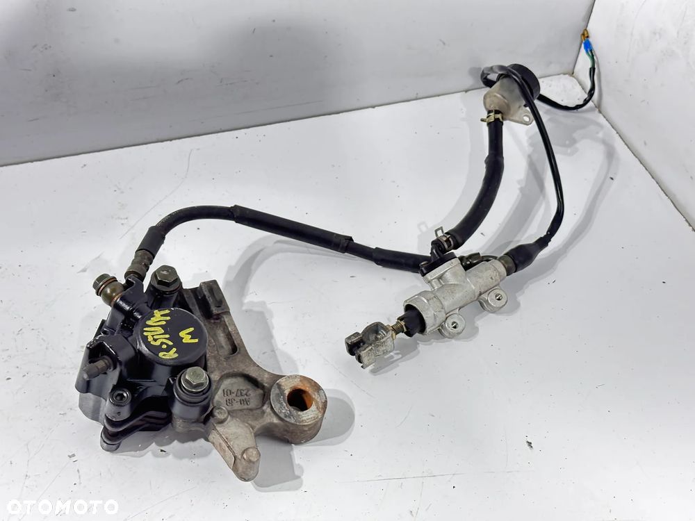 Zacisk pompa tył Yamasaki R-STUNT 50 - 1