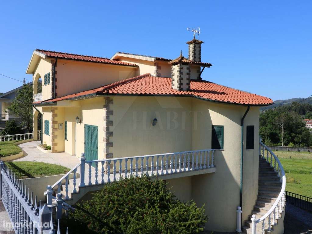 Moradia T4 | Vila Verde | Braga - Grande imagem: 4/43