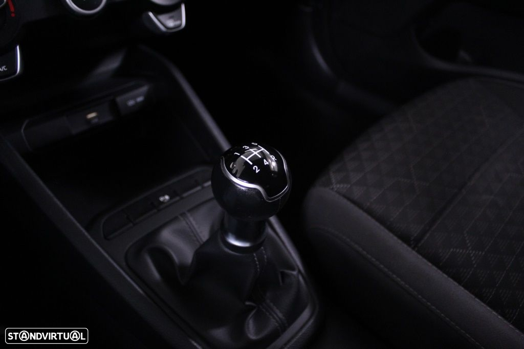 Kia Rio 1.2 CVVT Dynamic - 29