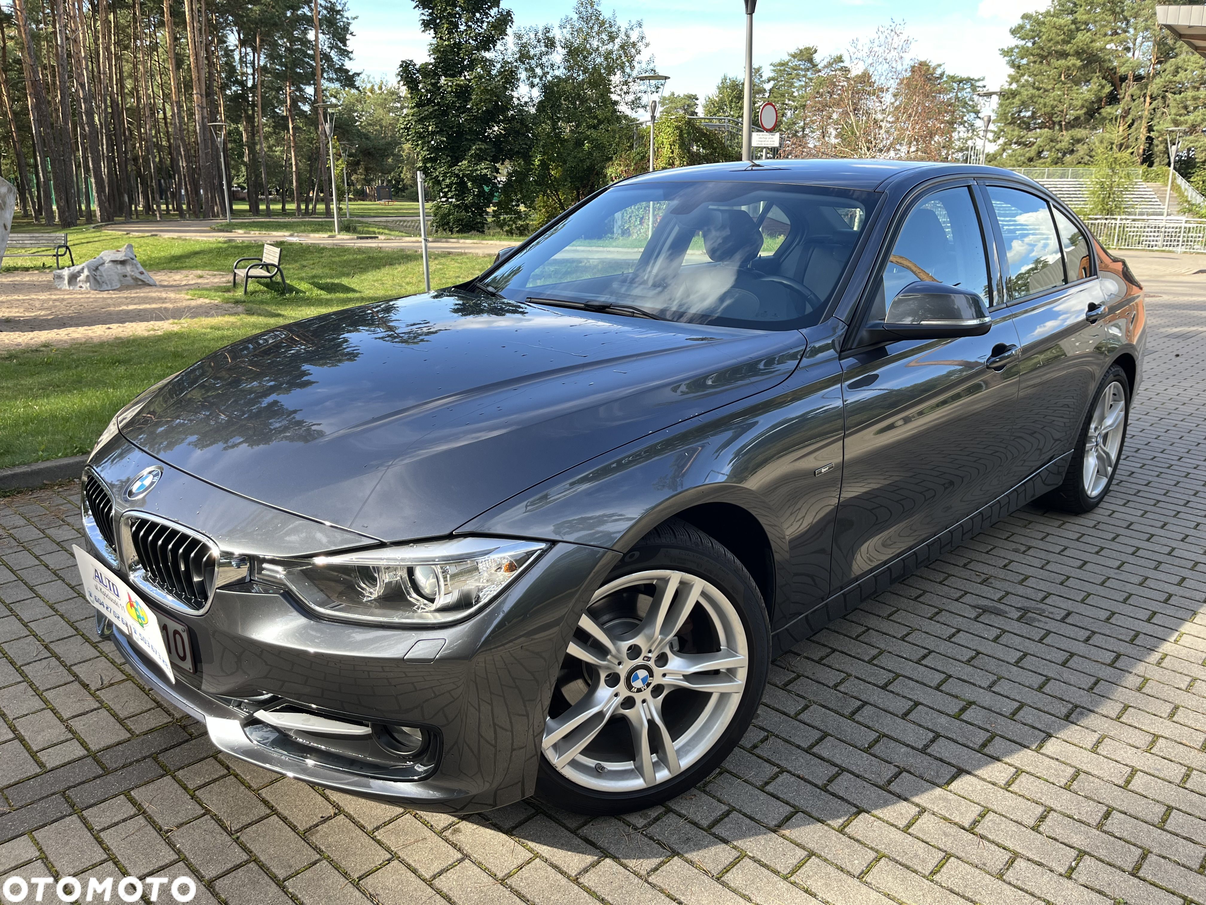 BMW Seria 3 318d Touring Sport Line - 1
