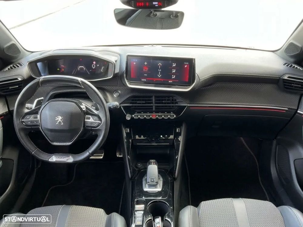 Peugeot 208 1.2 PureTech GT Line EAT8 - 8