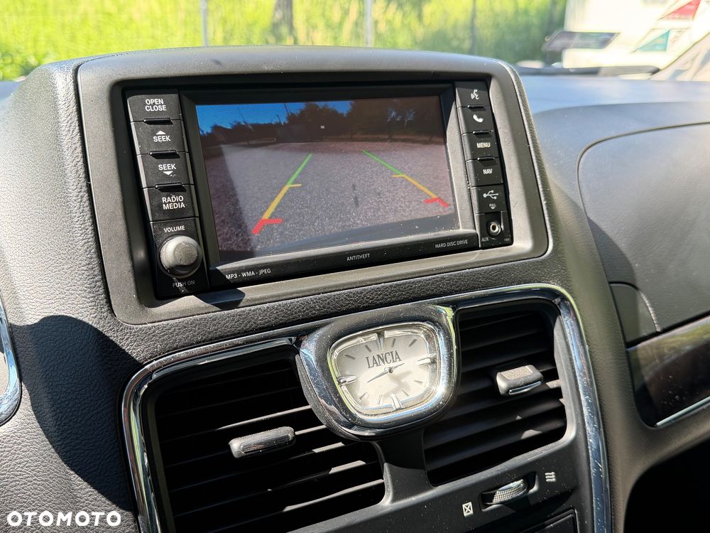 Lancia Voyager 2.8CRD Platinum - 7