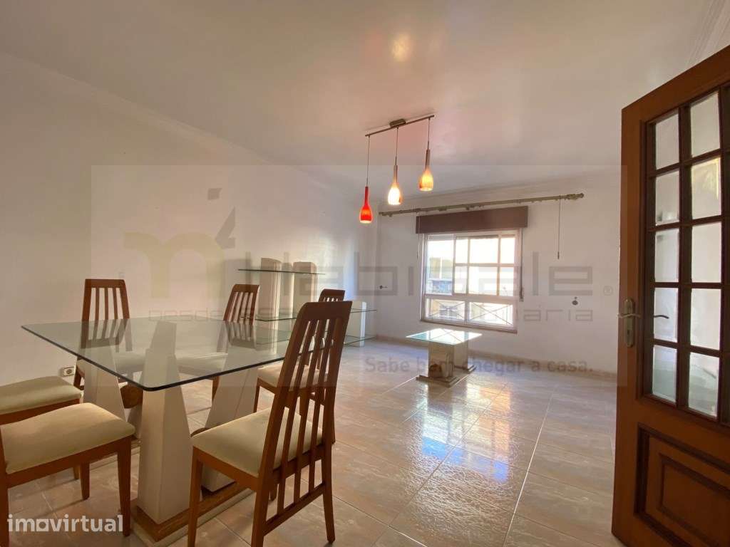Apartamento T2 Grandes áreas - Grande imagem: 4/30