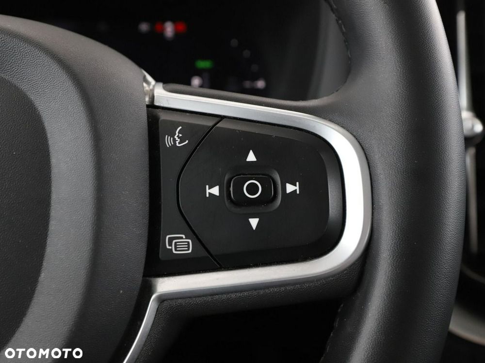 Volvo XC 60 T6 AWD Recharge Core - 32
